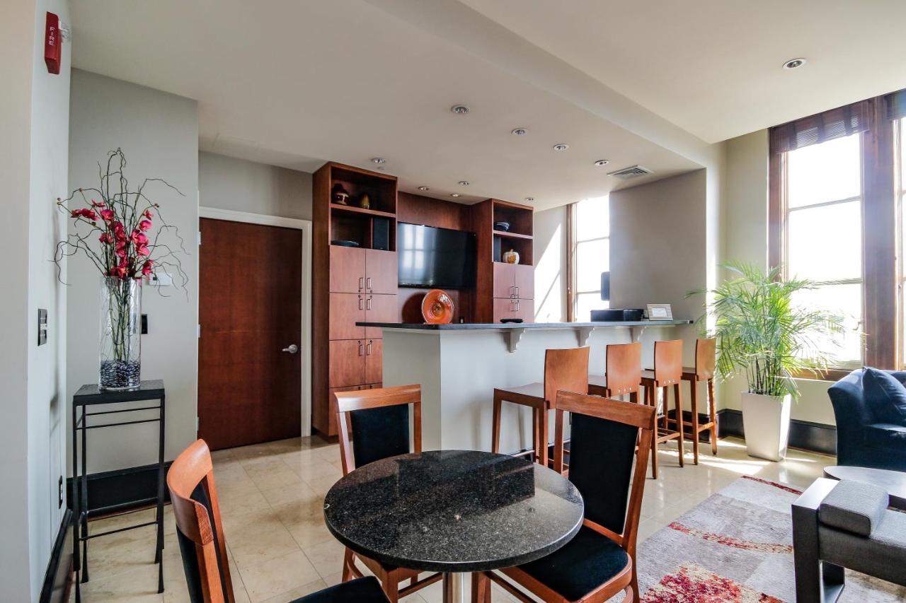 Chase Penthouse At 39 West Baltimore Inner Harbor Convention Center Free Indoor Parking One And Two Bedrooms Eksteriør bilde