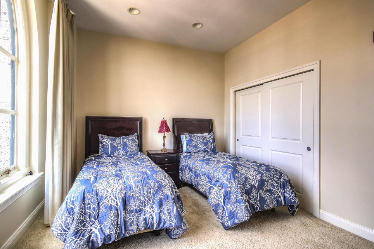 Chase Penthouse At 39 West Baltimore Inner Harbor Convention Center Free Indoor Parking One And Two Bedrooms Eksteriør bilde