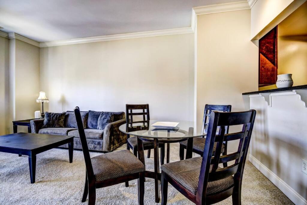 Chase Penthouse At 39 West Baltimore Inner Harbor Convention Center Free Indoor Parking One And Two Bedrooms Eksteriør bilde